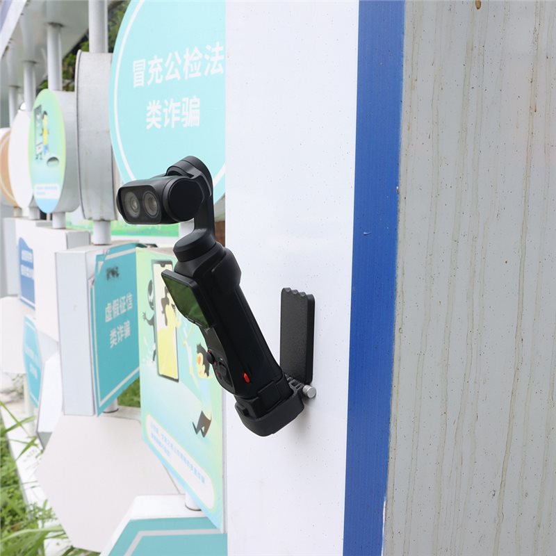 A97I-180° Adjustable Magnetic  - Lens Camera Clip 评论和价格